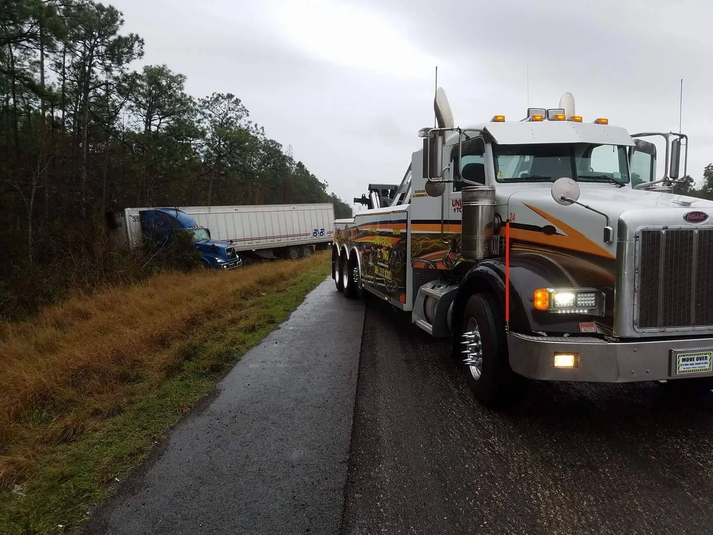 Heavy Duty Towing New Smyrna Beach